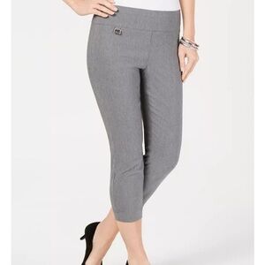 Alfani Tummy-Control Pull-On Capri Pants Heather Grey